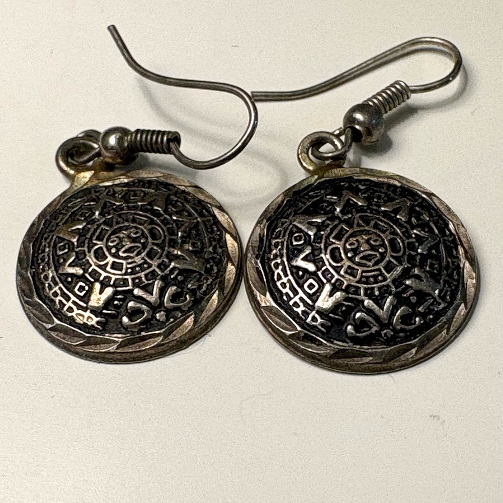 Vintage Aztec Calendar Style Dangle Earrings Silver Tone Boho - Picture 2 of 5